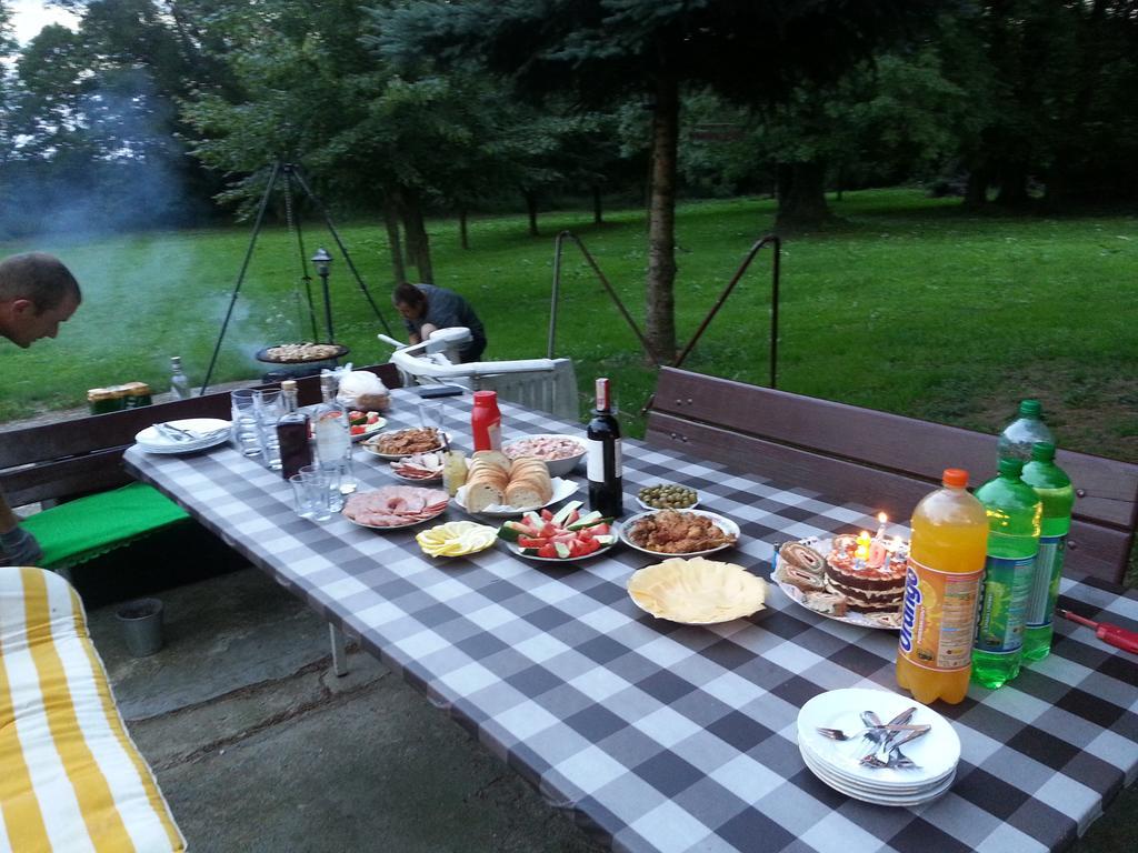 Palac Jastrowiec Esterno foto