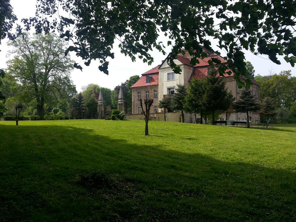 Palac Jastrowiec Esterno foto