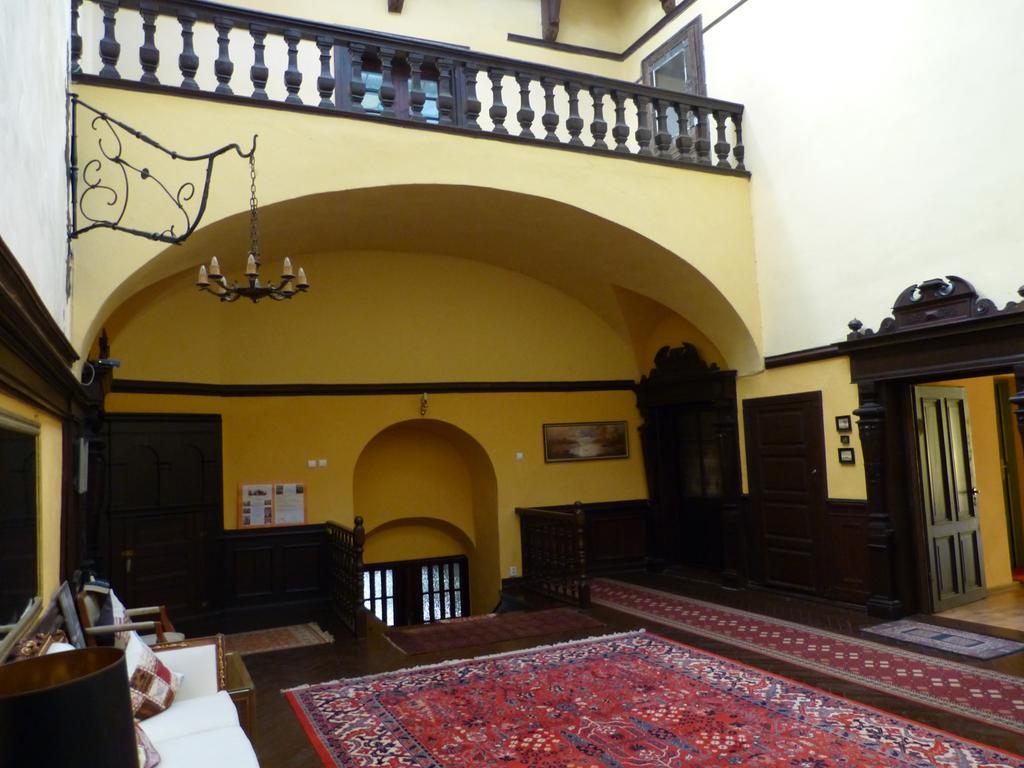 Palac Jastrowiec Esterno foto
