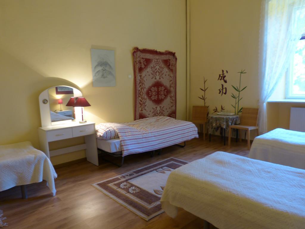 Palac Jastrowiec Esterno foto